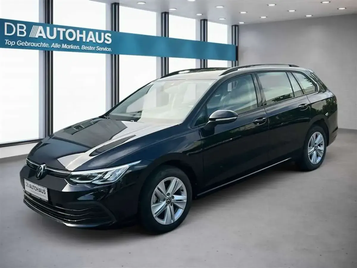 Gebraucht VW Golf VIII Life 110 PS (80 kW) 2024 Kombi