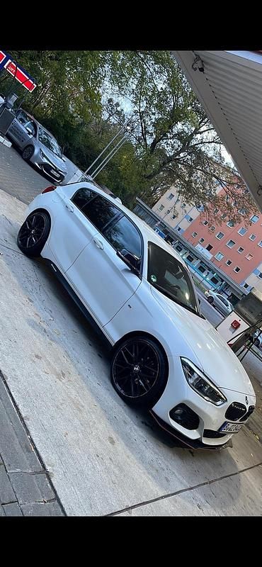 Gebraucht BMW M140 Performance 136 PS (100 kW) 2015 Weiß Kleinwagen