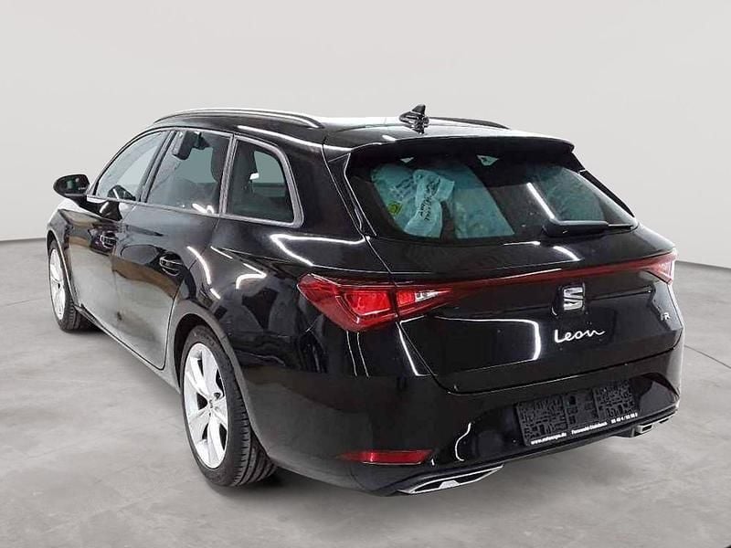 Gebraucht Seat Leon FR 150 PS (110 kW) 2022 Midnight schwarz metallic Kombi
