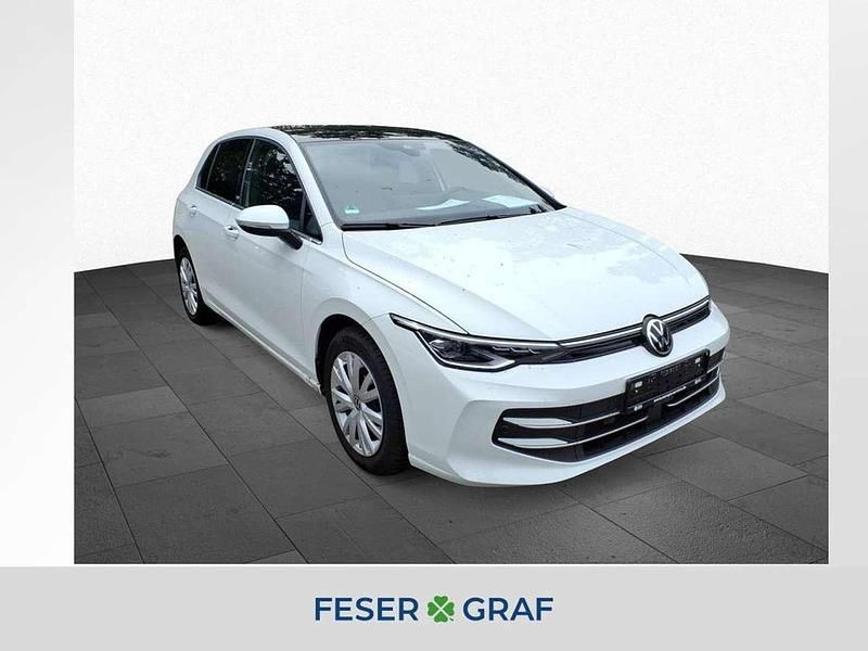 Pure white Gebraucht 2024 VW Golf VIII Edition Limousine | 30.450 € (Guter Preis) - Bild 1/2
