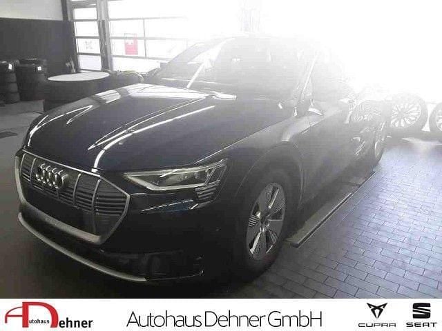 Gebraucht Audi e-tron Advanced Plus 230 kW (313 PS) 2022 Blau SUV