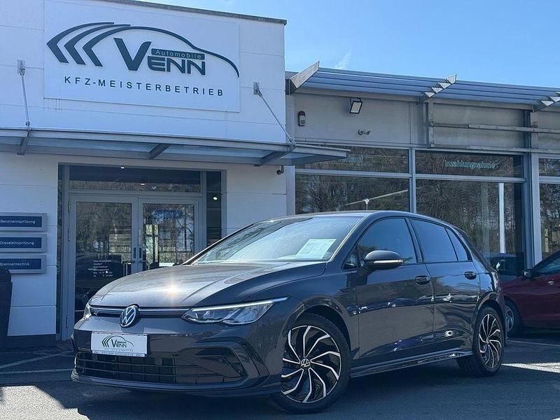 Gebraucht VW Golf VII R-line 150 PS (110 kW) 2021 Grau Kleinwagen