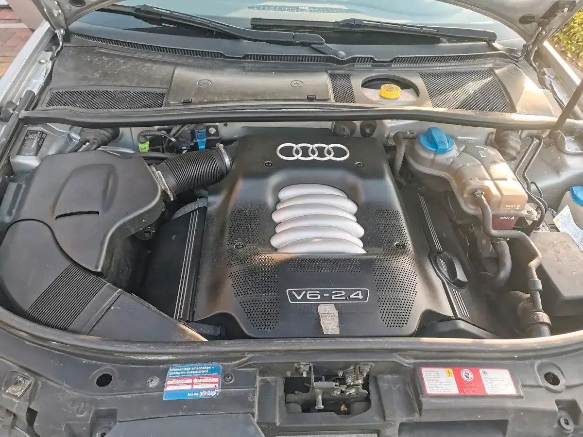 Gebraucht Audi A6 170 PS (125 kW) 2001 Silber Limousine