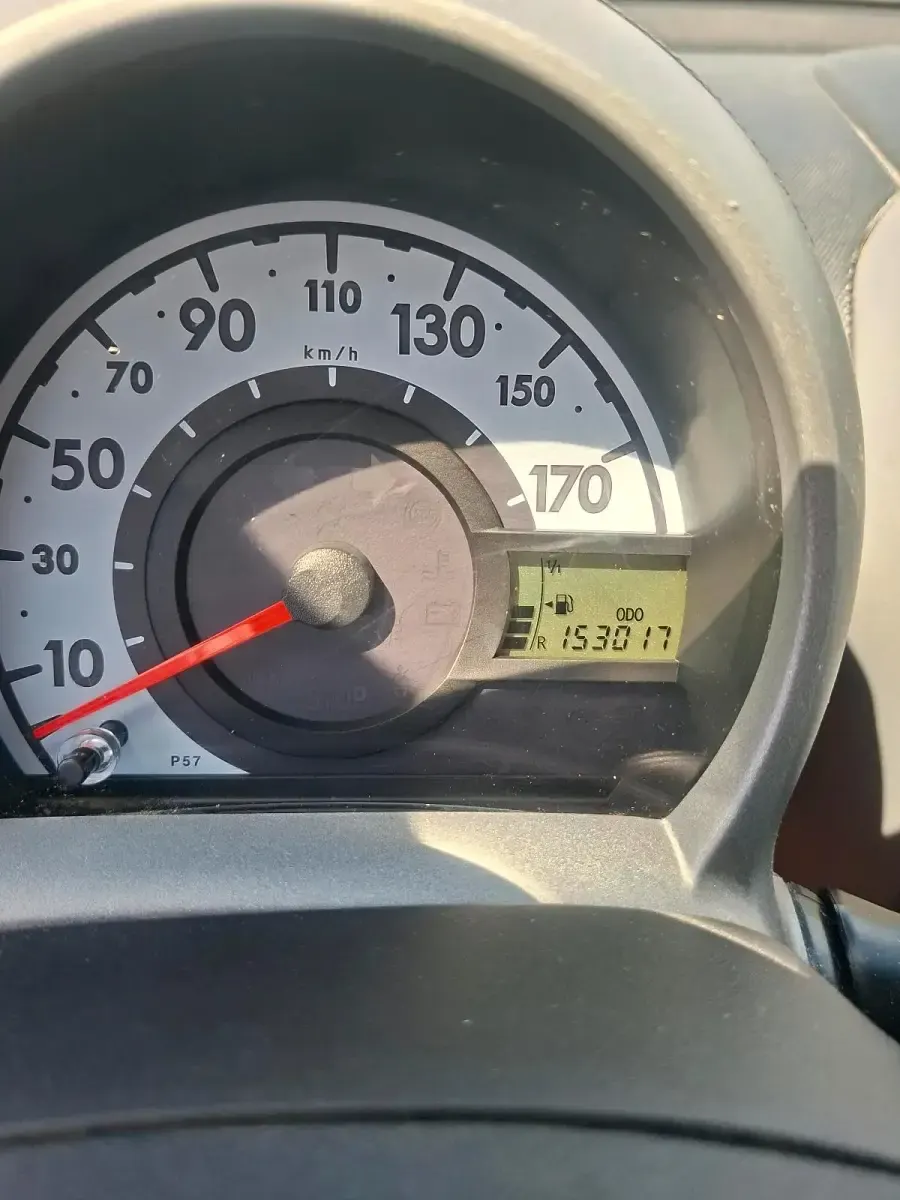 Gebraucht Peugeot 107 68 PS (50 kW) 2010 Schwarz Kleinwagen