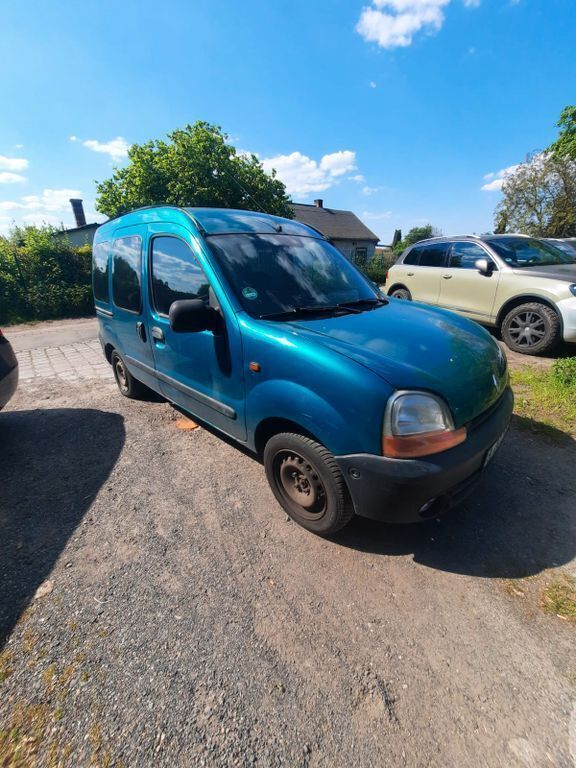 Grün Gebraucht 2000 Renault Kangoo Basis Van / Kleinbus | 1.950 € (Teuer) - Bild 1/4
