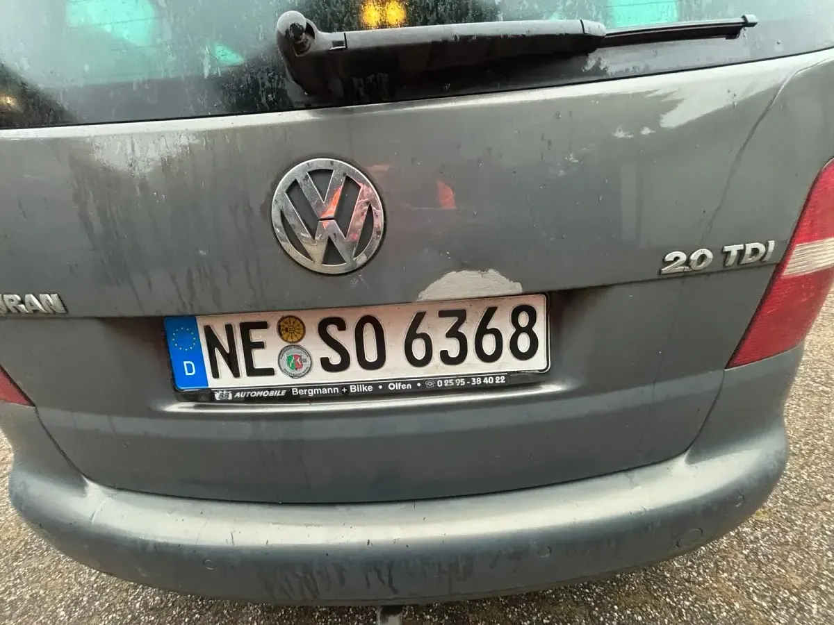 Gebraucht VW Touran 140 PS (102 kW) 2005 Grau Van / Kleinbus