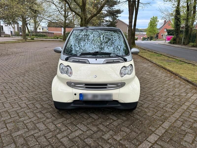 Beige Gebraucht 2005 Smart ForTwo Coupé Coupé | 1.600 € (Guter Preis) - Bild 1/4