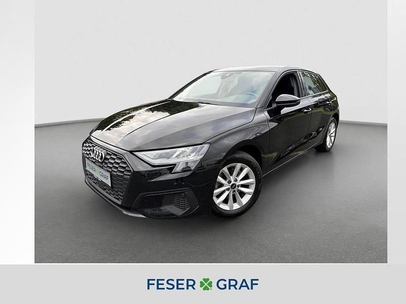 Brillantschwarz Gebraucht 2022 Audi A3 Sport Limousine | 23.480 € (Guter Preis) - Bild 1/4
