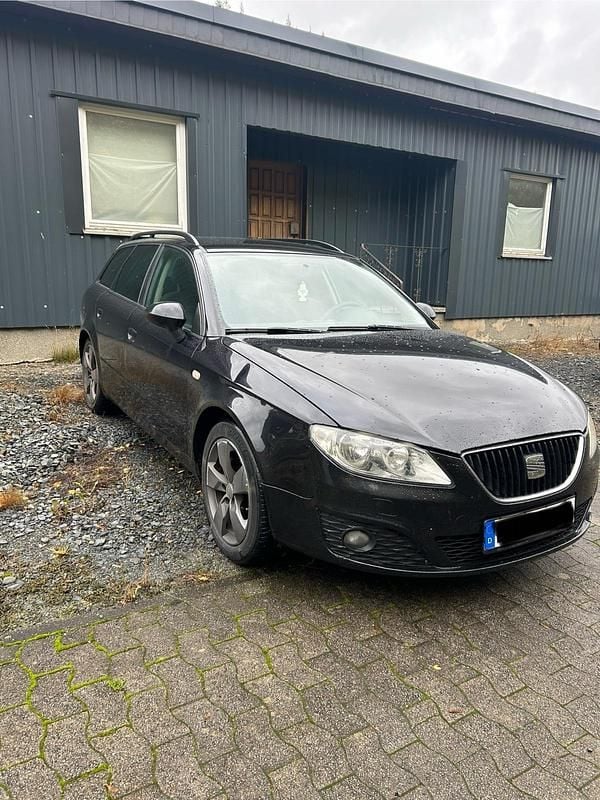 Schwarz Gebraucht 2011 Seat Exeo Reference Kombi | 1.999 € (Guter Preis) - Bild 1/4