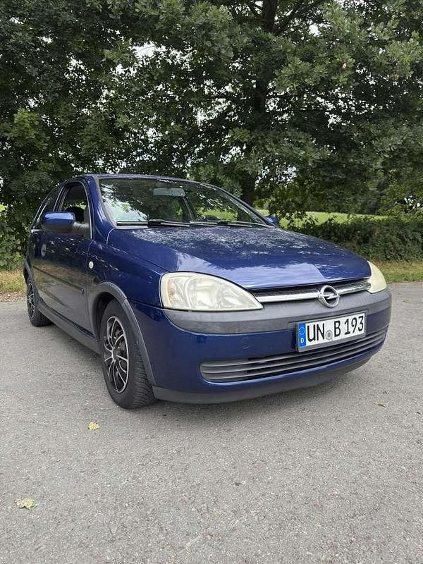 Blau Gebraucht 2002 Opel Corsa Njoy Limousine | 950 € (Guter Preis) - Bild 1/4