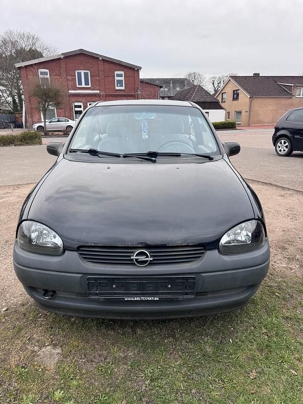 Gebraucht Opel Corsa Eco 54 PS (39 kW) 1997 Schwarz Kleinwagen