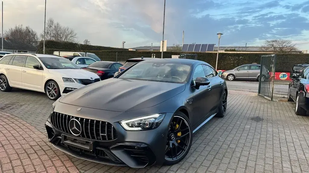 Gebraucht Mercedes AMG GT 43 AMG 367 PS (269 kW) 2023 Graphitgrau designo magno Coupé