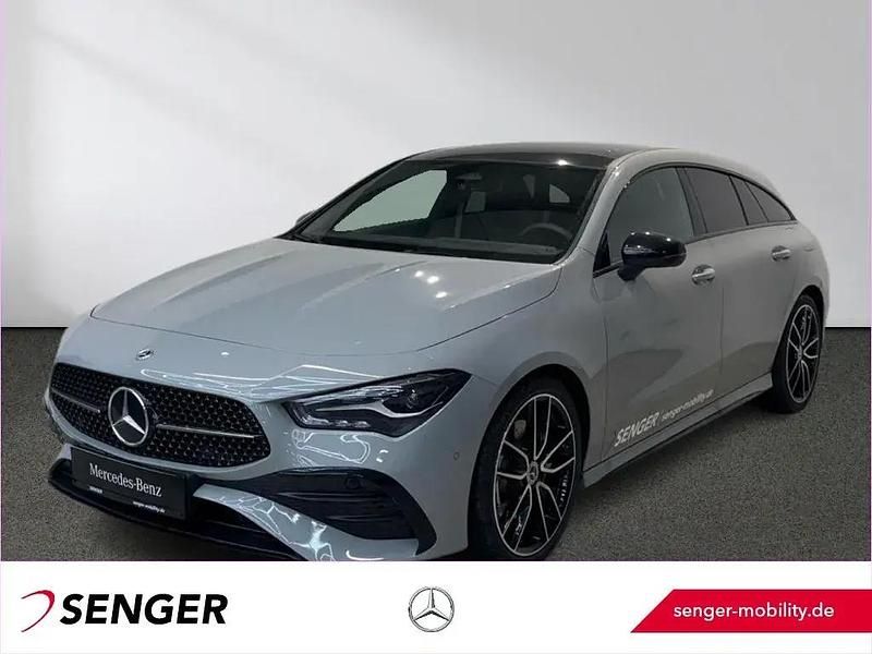 Grau Gebraucht 2025 Mercedes CLA200 AMG line Limousine | 39.990 € (Etwas zu teuer) - Bild 1/1