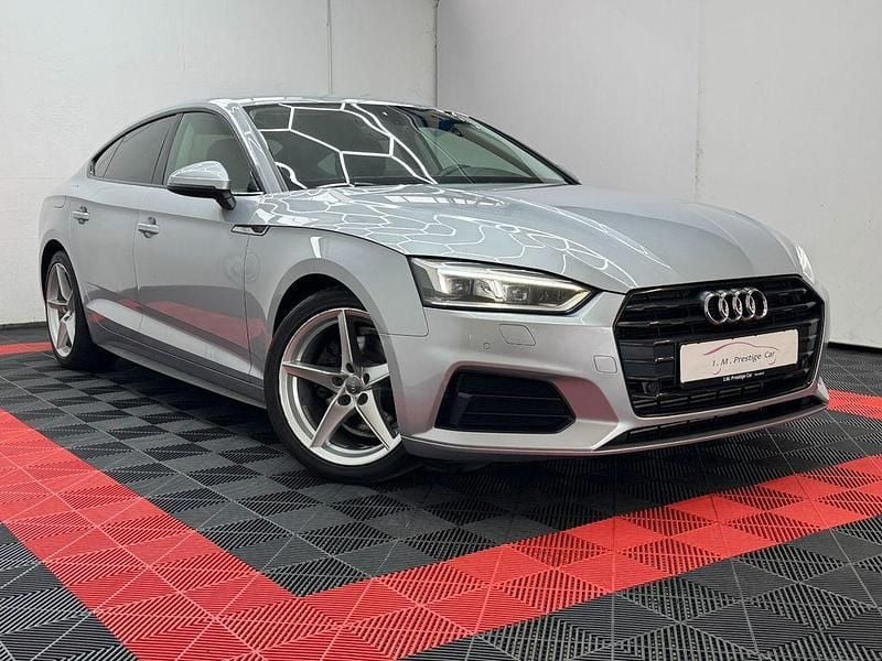 Gebraucht Audi A5 Sportback Sport 170 PS (125 kW) 2018 Silber Kleinwagen