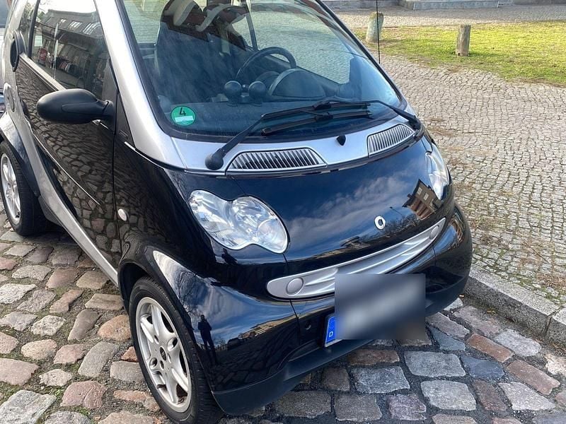 Grau Gebraucht 2005 Smart ForTwo Coupé Passion Coupé | 1.500 € (Superpreis) - Bild 1/4