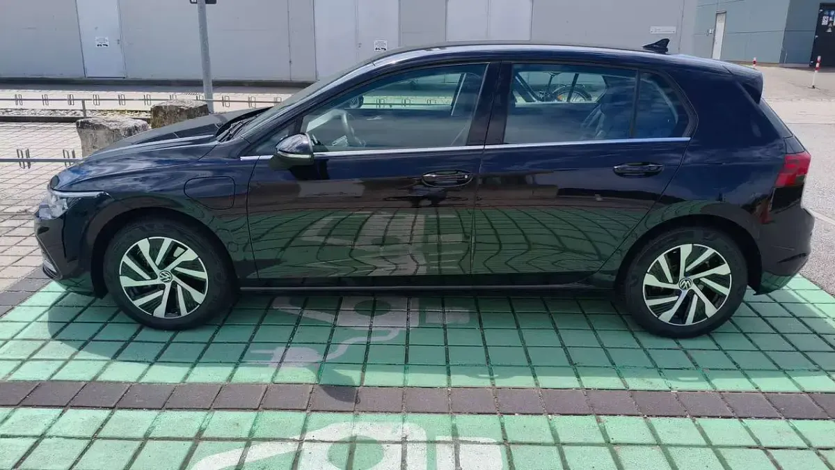 Gebraucht VW Golf VIII Style 204 PS (150 kW) 2020 Schwarz Limousine