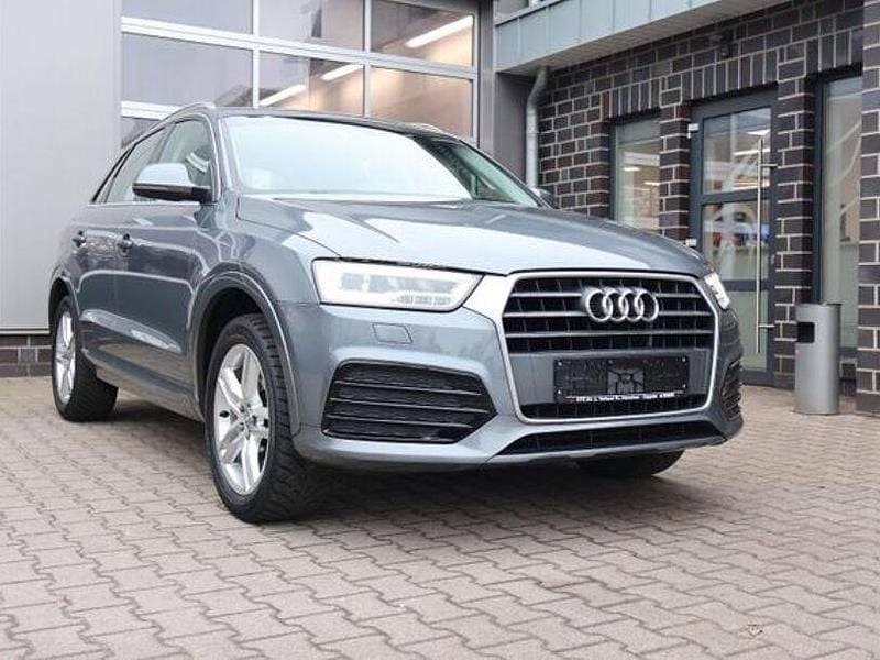 Gebraucht Audi Q3 Sport 125 PS (91 kW) 2016 Grau SUV
