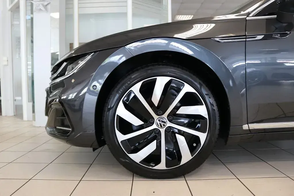 Gebraucht VW Arteon R-line 218 PS (160 kW) 2023 Grau Limousine