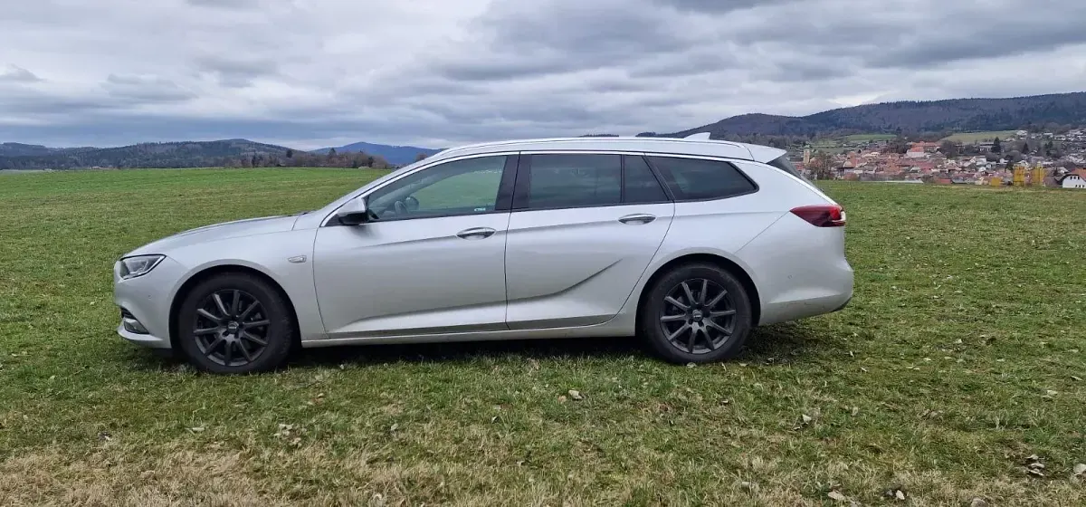 Gebraucht Opel Insignia Business Innovation 165 PS (121 kW) 2017 Silber Kombi