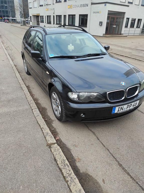 Gebraucht BMW 318 143 PS (105 kW) 2004 Schwarz Kombi