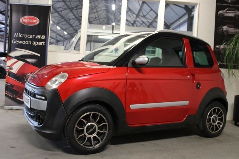 Rot Gebraucht 2016 Microcar M.Go Kleinwagen | 8.950 € (Fairer Preis) - Bild 1/4