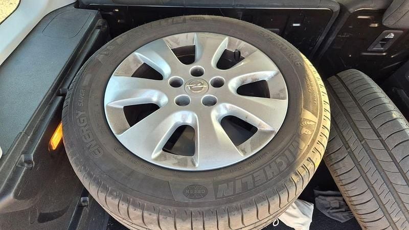 Gebraucht Opel Combo Life Edition 110 PS (80 kW) 2018 Blau Van / Kleinbus