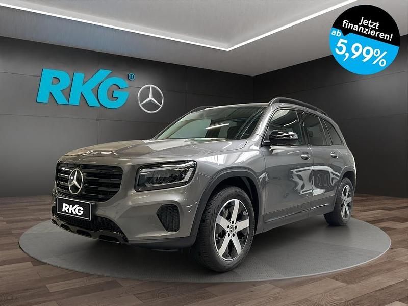 Grau Gebraucht 2024 Mercedes GLB250 Progressive SUV | 53.819 € (Teuer) - Bild 1/4