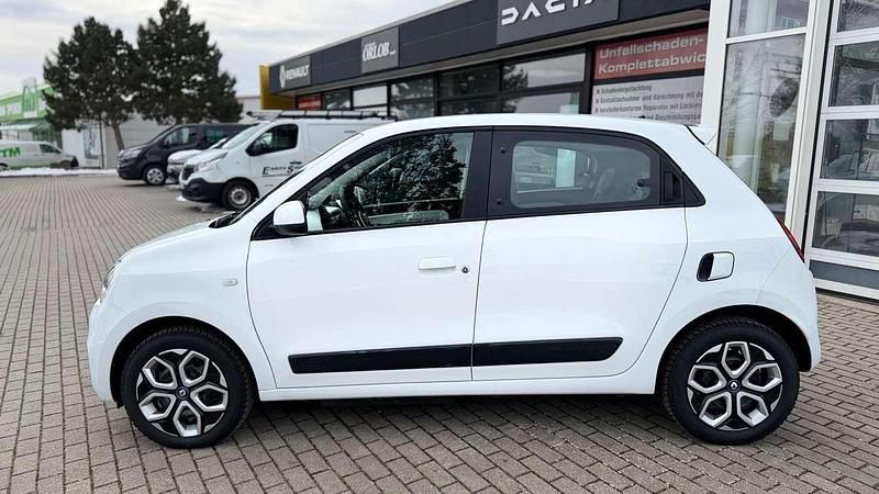 Gebraucht Renault Twingo Zen 60 kW (82 PS) 2022 Qnj pyrenéesweiß Kleinwagen