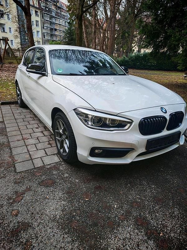 Gebraucht BMW 116 116 PS (85 kW) 2016 Weiß Kleinwagen