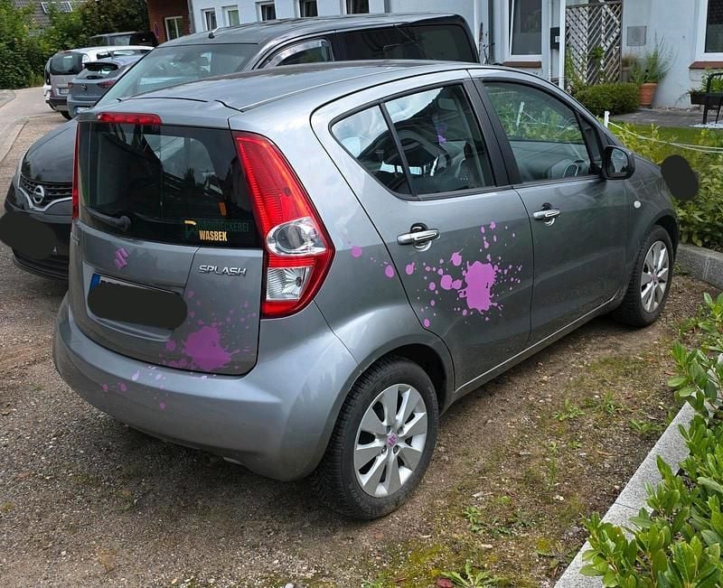 Grau Gebraucht 2010 Suzuki Splash Comfort Kleinwagen | 4.000 € (Etwas zu teuer) - Bild 1/4