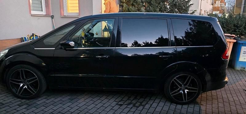 Gebraucht Ford Galaxy 150 PS (110 kW) 2010 Schwarz Van / Kleinbus