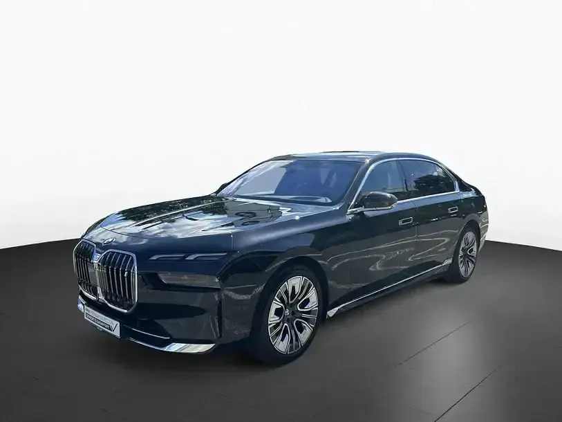 Gebraucht BMW i7 Comfort Edition 400 kW (544 PS) 2025 Black sapphire (schwarz) Limousine