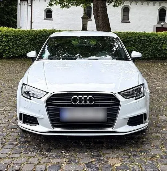 Gebraucht Audi A3 S-Line 150 PS (110 kW) 2018 Weiß Limousine