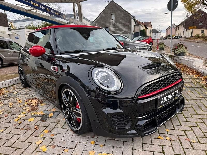 Gebraucht Mini John Cooper Works 231 PS (169 kW) 2020 Schwarz Kleinwagen