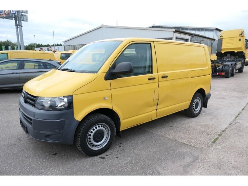 Gebraucht VW T5 84 PS (61 kW) 2011 Ginstergelb r1032 Van