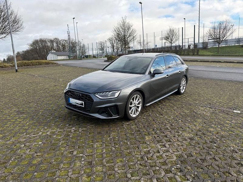 Grau Gebraucht 2022 Audi S4 Sport Kombi | 39.600 € (Superpreis) - Bild 1/4