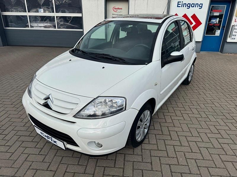Usado Citroën C3 Exclusive 73 CV (53 kW) 2009 Blanco Utilitario
