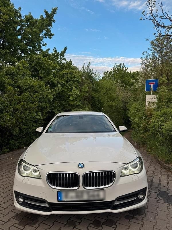 Gebraucht BMW 520 183 PS (134 kW) 2013 Weiß Kombi