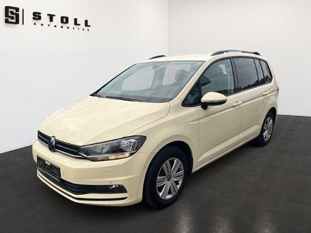 Gebraucht VW Touran Trendline 150 PS (110 kW) 2024 Beige Van / Kleinbus