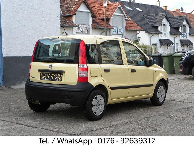 Gelb Gebraucht 2009 Fiat Panda Kleinwagen | 2.450 € (Fairer Preis) - Bild 1/4