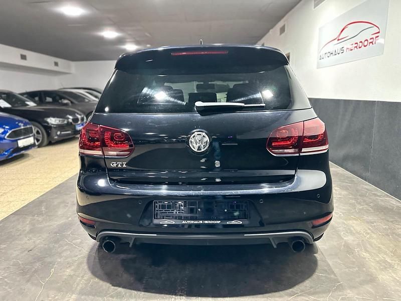 Gebraucht VW Golf Edition 235 PS (172 kW) 2012 Schwarz Coupé