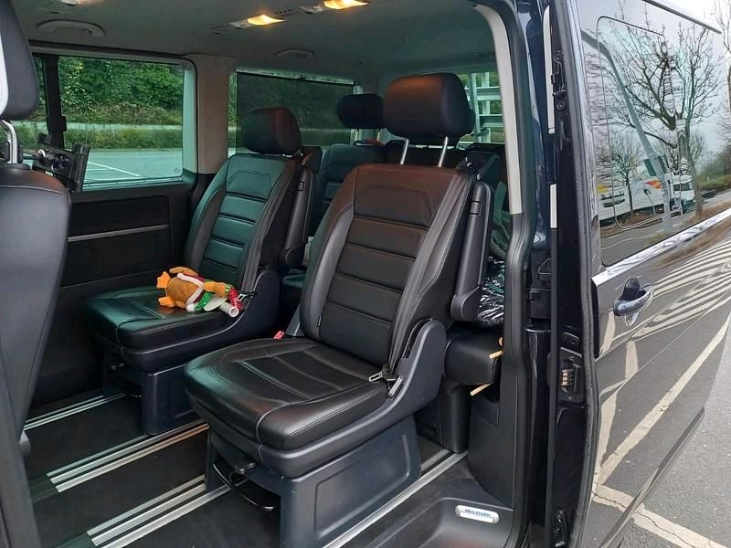 Gebraucht VW Multivan Business 150 PS (110 kW) 2019 Blau Van