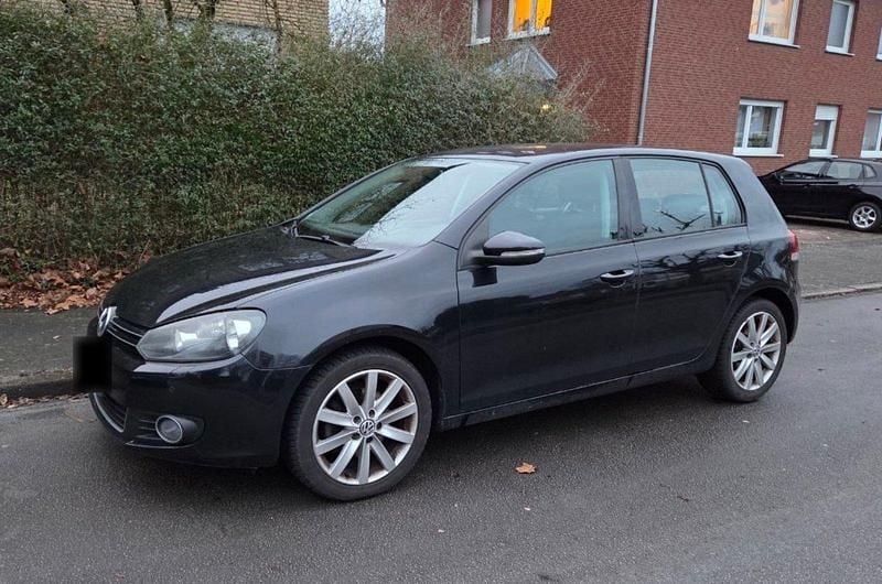 Gebraucht VW Golf VI 140 PS (102 kW) 2010 Schwarz Kleinwagen