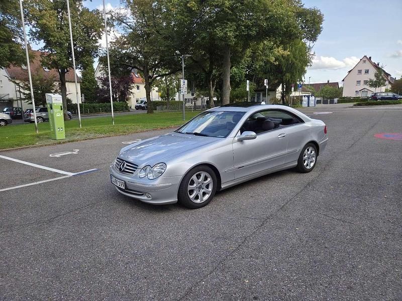 Silber Gebraucht 2005 Mercedes CLK200 Coupé | 4.999 € (Fairer Preis) - Bild 1/4