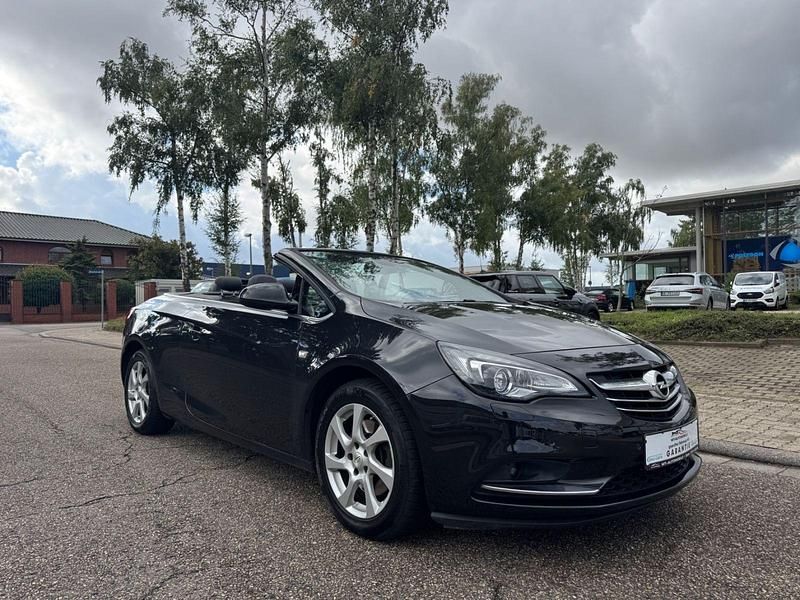 Schwarz Gebraucht 2014 Opel Cascada Innovation Cabrio | 8.900 € (Fairer Preis) - Bild 1/3