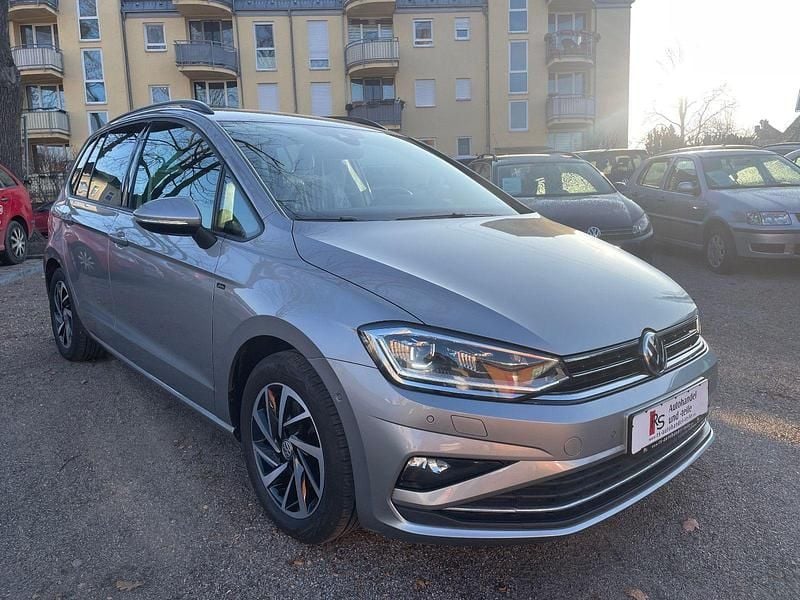 Second-hand VW Golf VII Join 131 CP (96 kW) 2018 Argintiu Berlinǎ
