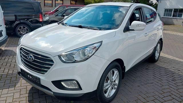 Weiß Gebraucht 2015 Hyundai Tucson SUV | 9.900 € - Bild 1/4
