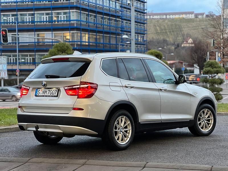 Grau Gebraucht 2011 BMW X3 SUV | 12.990 € (Teuer) - Bild 1/4