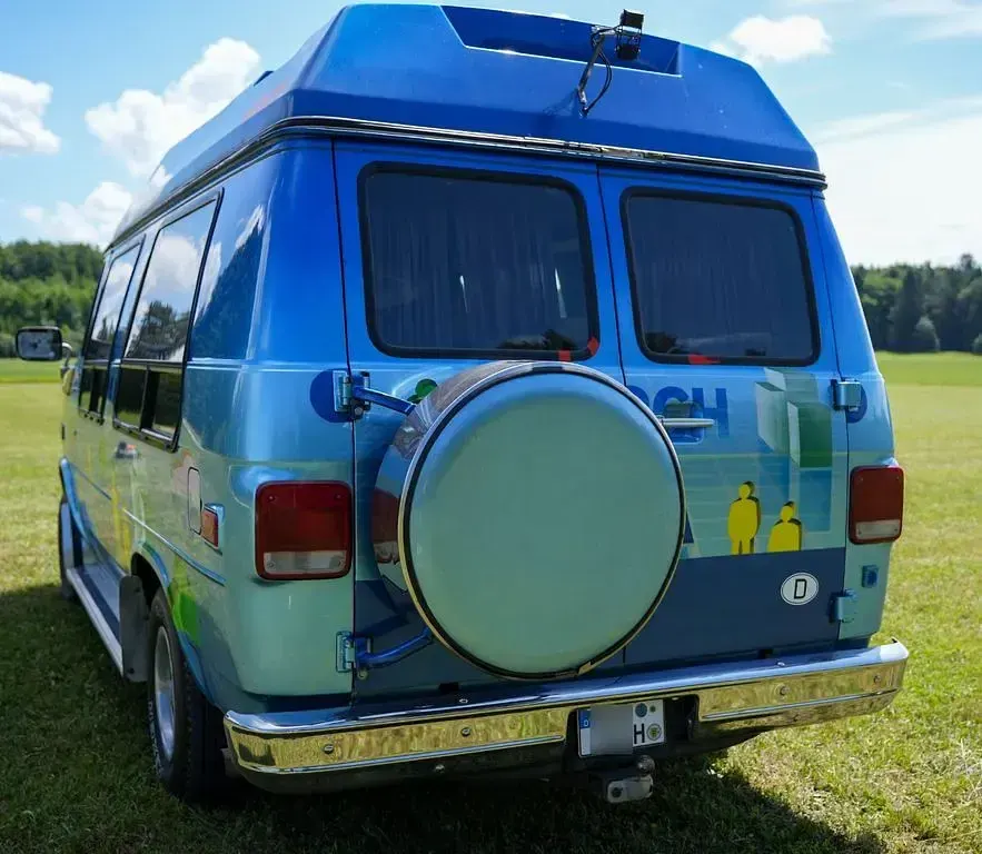 Używany Chevrolet G 296 KM (217 kW) 1990 Niebieski Van