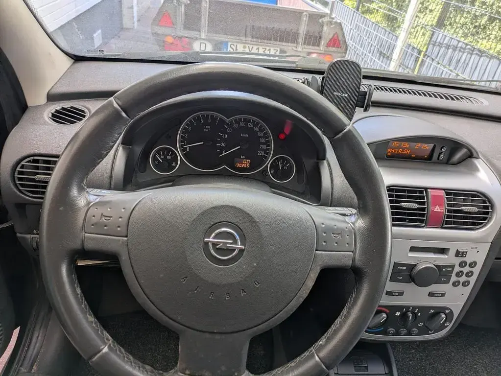 Gebraucht Opel Corsa 80 PS (58 kW) 2005 Schwarz Kleinwagen